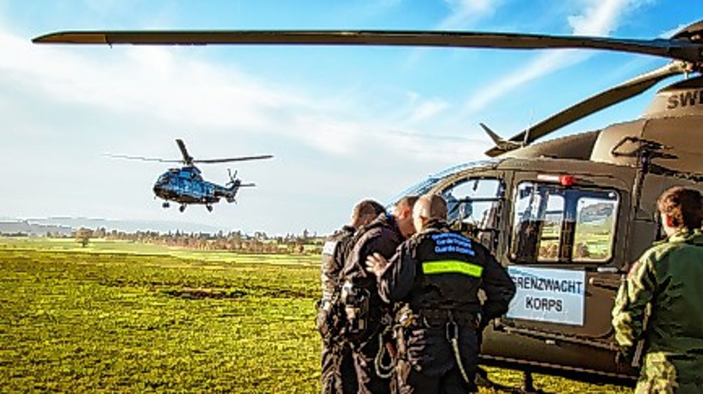 Kreis Lörrach: Fahndung mit Hubschrauber