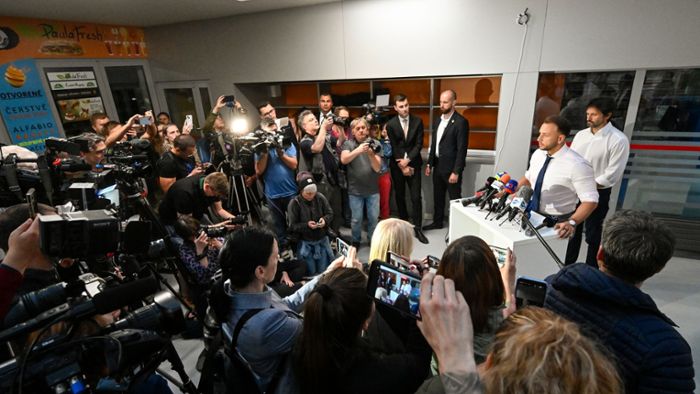 Slowakei: Regierungschef Fico nach Attentat weiter in Lebensgefahr