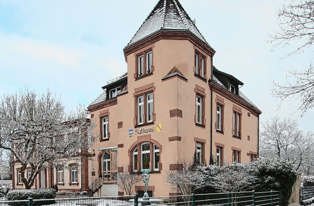 Steinener Rathaus im Winterkleid. Foto: Harald Pflüger