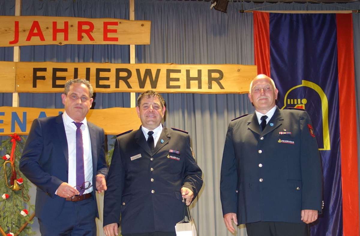 150 Jahre Feuerwehr Langenau: Die Gratulanten stehen Schlange