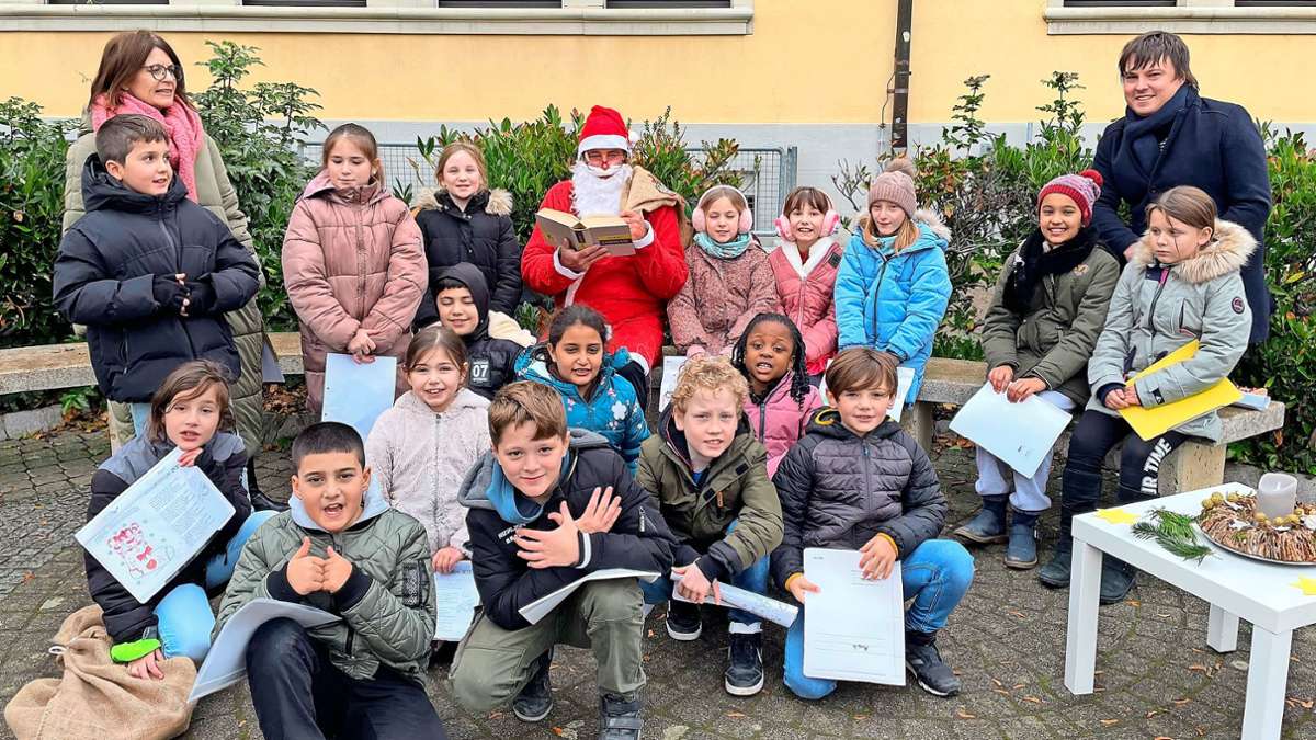 Weiler Adventskalender: Wenn der Nikolaus zur Schule kommt