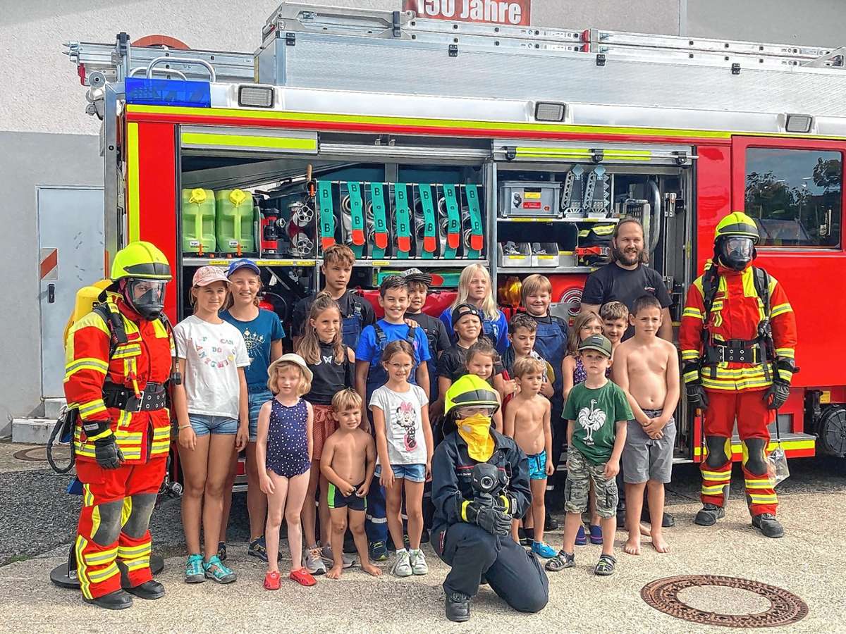 Spaß, Spiel und auch Information bot das Ferienspaß-Angebot der Feuerwehr Maulburg für rund zwei Dutzend Maulburger Kinder. Foto: Ralph Lacher