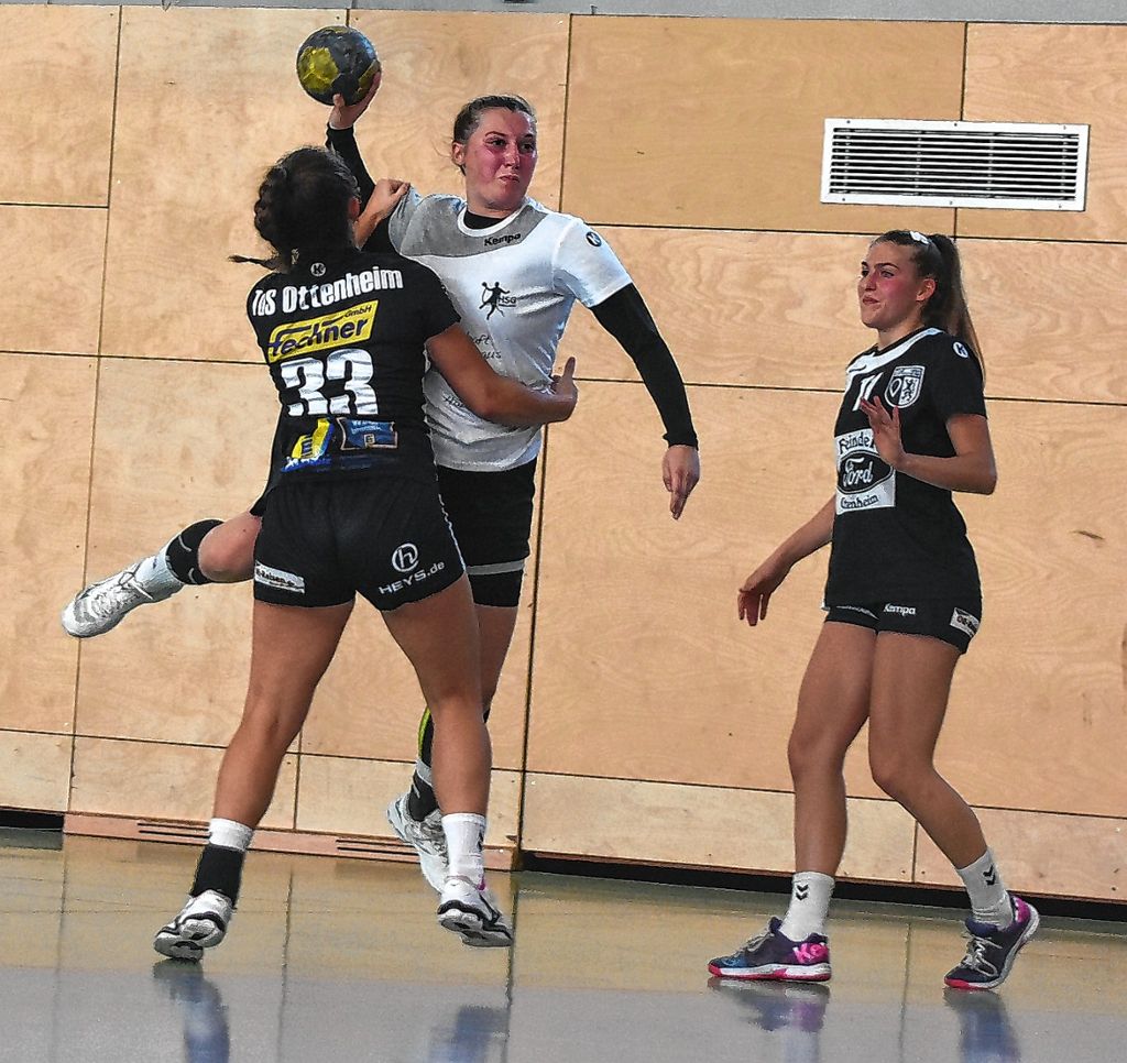 Handball: Lange Fahrt mit Punkten versüßen