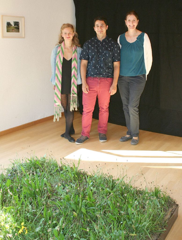 Im umgestalteten „Kunsthaus“: (v.l.) Misha Andris, Patrik Alvarez und Anita Gräßlin Foto: Alexandra Günzschel Foto: Weiler Zeitung