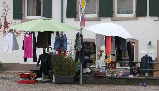 Impressionen vom Bürgerflohmarkt in Kandern Foto: ag