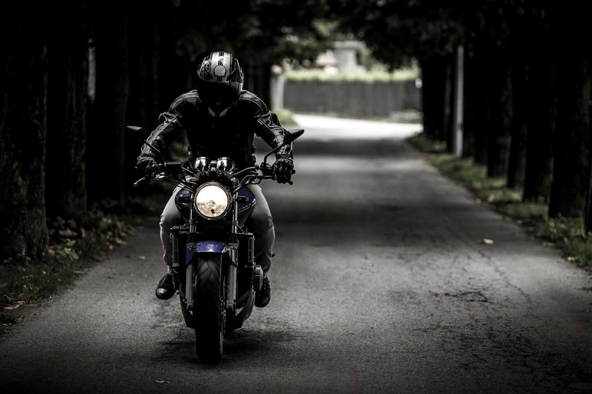 Der Motorradfahrer fuhr wohl zu schnell.Symbolfoto: Pixabay Quelle: Unbekannt