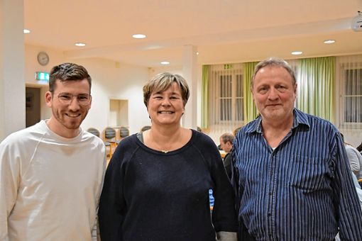 Der neugewählte Hertener Ortsvorsteher Matthias Reiske (von links, FW) sowie seine beiden Stellvertreter Ulrike Kammerer (CDU) und Nico Kiefer (SPD). Foto: Heinz Vollmar