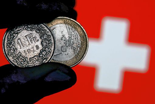 Die Frankenaufwertung setzte die Schweizer Wirtschaft unter großen Druck. Foto: Oliver Berg/dpa